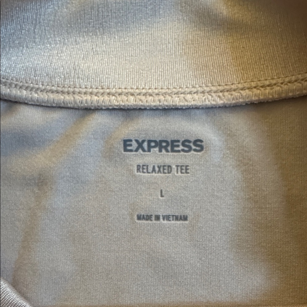 Express White Short Sleeve Tee - Picture 5 of 6